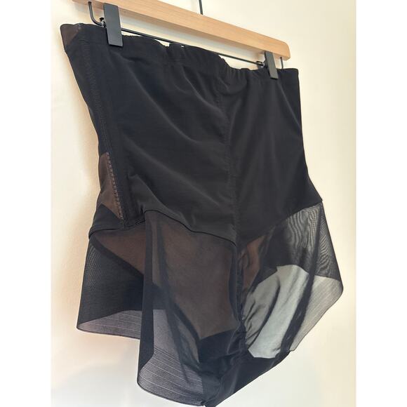 Honeylove SuperPower Brief Shapeware in Color Runway Plus Size 1X - Picture 6 of 8